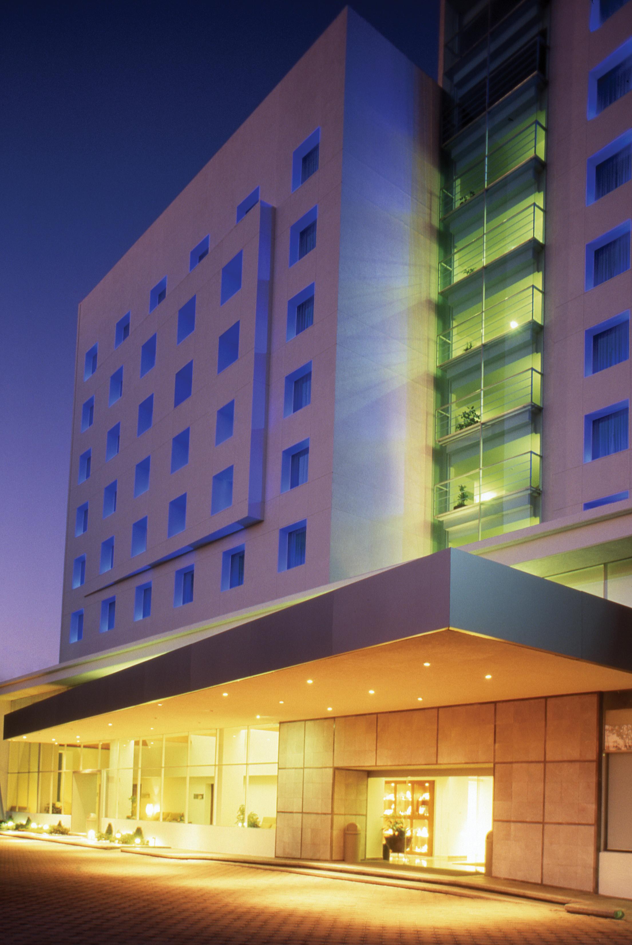 Fiesta Inn Express Puebla Finsa Exterior photo