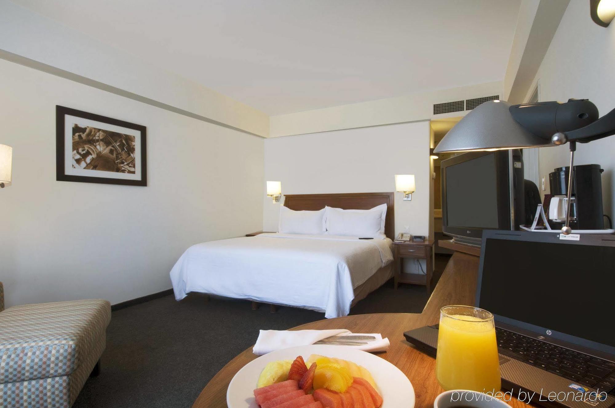 Fiesta Inn Express Puebla Finsa Room photo